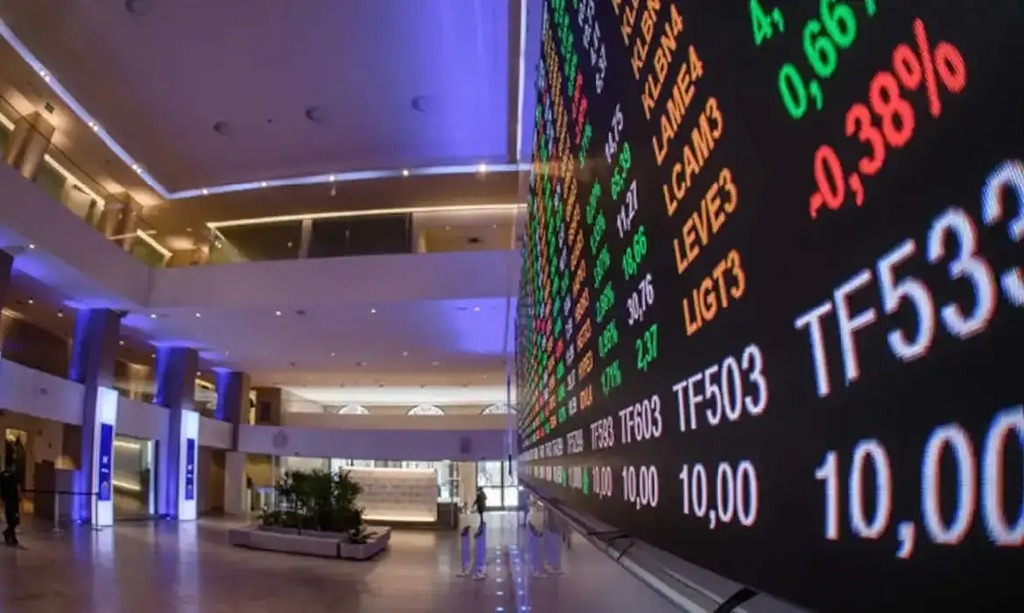 Ibovespa B3 sobe 12,56% e tem maior valorização em janeiro desde 2006